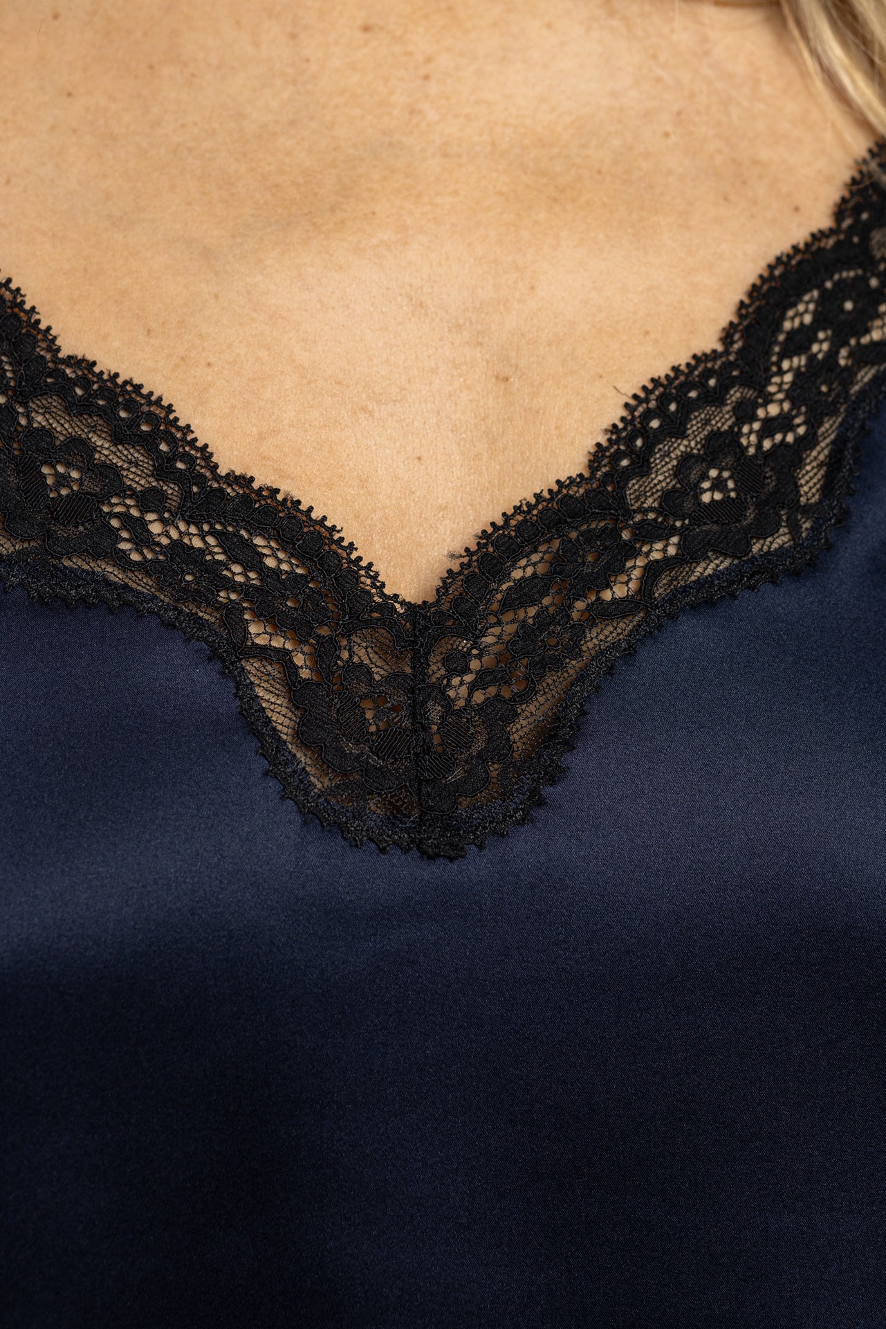 Caraco, l'Original, Océan - Noir - Vannina VESPERINI