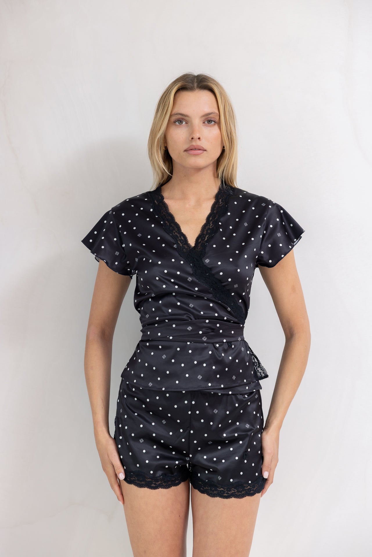 Top Cache - Coeur, Ivorydot - Black - Vannina VESPERINI