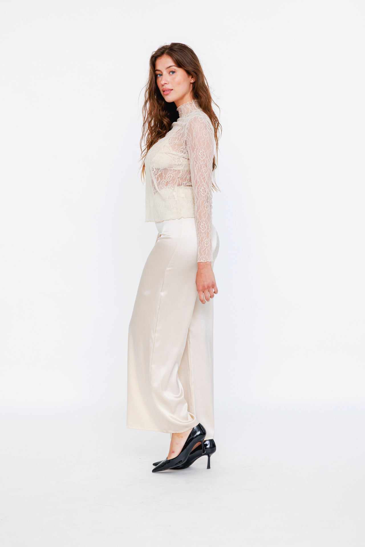 Pantalon Jane en soie Nacre - Vannina VESPERINI